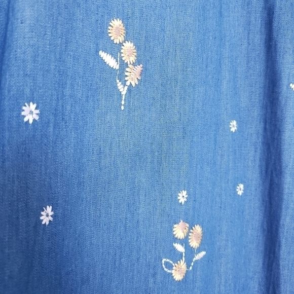 Cece Chambray Denim Sunflower Embroidery Spaghetti Straps Dress - Picture 5 of 9